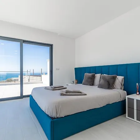 Vila Locki With Jacuzzi, Private Pool And Sea View