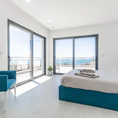 Vila Locki With Jacuzzi, Private Pool And Sea View