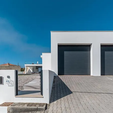 Vila Locki With Jacuzzi, Private Pool And Sea View