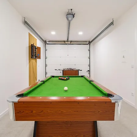 Locki With Jacuzzi, Private Pool And Sea View * Lourinhã